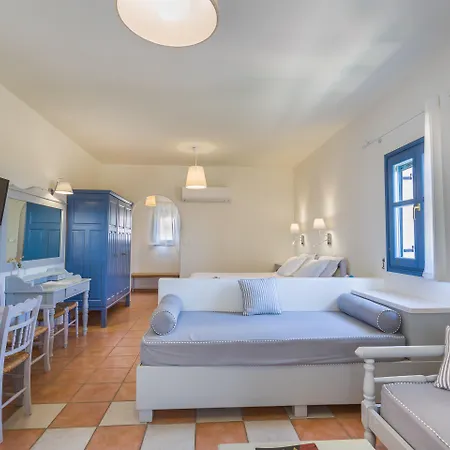 Acqua Marina Chrisi Akti (Paros)