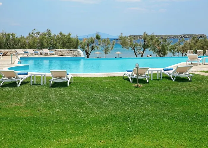 Acqua Marina Chrisi Akti (Paros)